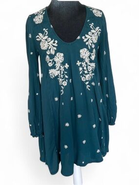 Free People Embroidered Teal Top Size M